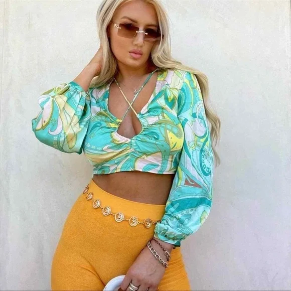 Stylish Multicolor Women's Top Size Large - Picture 3 of 12